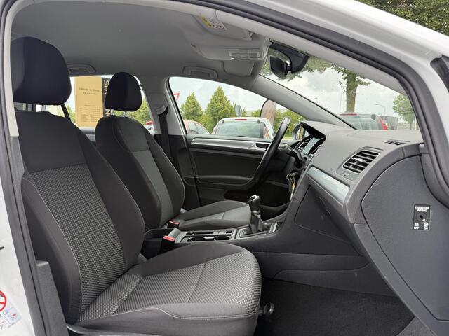 Volkswagen GOLF 1.0 TSI Trendline 2e Eigenaar,Carplay,Navi,Clima,Cruise,Pdc V+A,Apk tot 03-2027