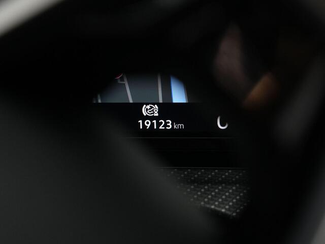 Volkswagen GOLF 1.5 eTSI 150 pk DSG R-Line | Stuur-/stoelverwarming | Achteruitrijcamera | Navigatie