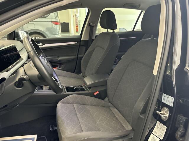 Volkswagen GOLF 1.0 Tsi 110pk Life · Apple/Android Car Play · Navi · P-Sensoren · ACC · Sfeerverlichting · Getint Glas · 16'' Inch · Garantie t/m 03-07-2027 of 100.000km