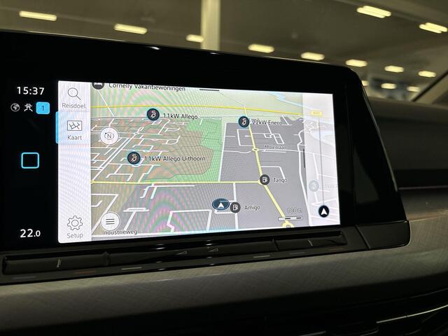 Volkswagen GOLF 1.0 Tsi 110pk Life · Apple/Android Car Play · Navi · P-Sensoren · ACC · Sfeerverlichting · Getint Glas · 16'' Inch · Garantie t/m 03-07-2027 of 100.000km