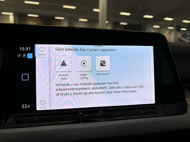 Volkswagen GOLF 1.0 Tsi 110pk Life · Apple/Android Car Play · Navi · P-Sensoren · ACC · Sfeerverlichting · Getint Glas · 16'' Inch · Garantie t/m 03-07-2027 of 100.000km