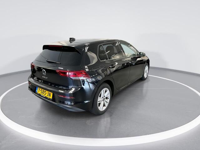 Volkswagen GOLF 1.0 Tsi 110pk Life · Apple/Android Car Play · Navi · P-Sensoren · ACC · Getint Glas · 16'' Inch · Garantie t/m 04-07-2027 of 100.000km