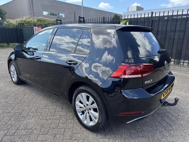 Volkswagen GOLF 1.6 TDI DSG Comfortline CarPlay/Clima/ACC/Navi