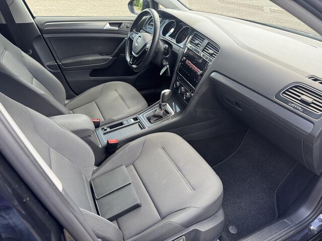 Volkswagen GOLF 1.6 TDI DSG Comfortline CarPlay/Clima/ACC/Navi