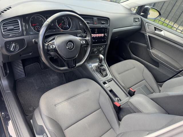 Volkswagen GOLF 1.6 TDI DSG Comfortline CarPlay/Clima/ACC/Navi