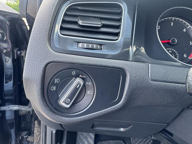 Volkswagen GOLF 1.6 TDI DSG Comfortline CarPlay/Clima/ACC/Navi