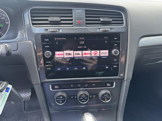 Volkswagen GOLF 1.6 TDI DSG Comfortline CarPlay/Clima/ACC/Navi
