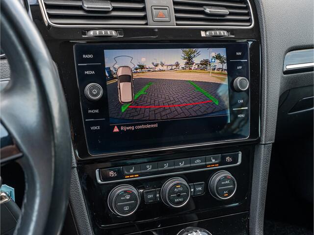 Volkswagen GOLF 1.0 TSI Highline Business R-Line ORG NL CAMERA LED 19 INCH VIRTUAL DASH