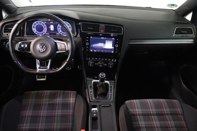 Volkswagen GOLF 2.0 TSI GTI | Camera | LED | Virtual Cockpit | Navigatie | Climate control | AppleCarplay AndroidAuto | Trekhaak |