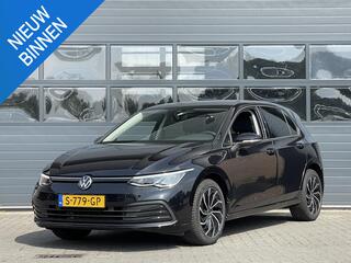 volkswagen-golf-1.0-tsi-life-i-adap