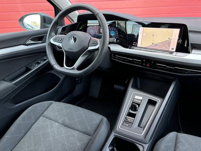 Volkswagen GOLF Variant 1.0 eTSI Life Business AUTOMAAT / FULL LED / NAVI / CLIMA / STOELVERW / ACC / DODEHOEK / DAB+ / CARPLAY
