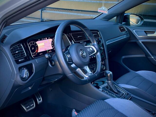 Volkswagen GOLF 1.5 TSI 3X R-LINE PANO|VIRTUAL|ACC|DCC|LANE|CAMERA