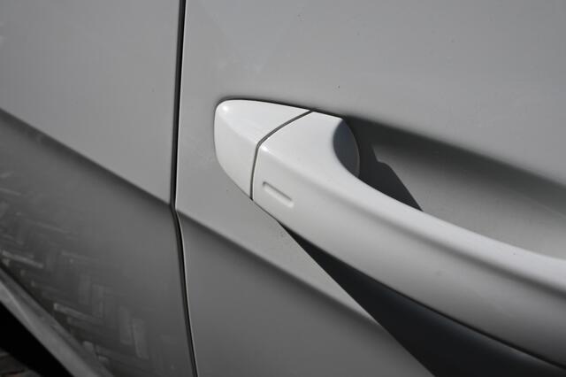 Volkswagen GOLF 2.0 TSI GTI Perf.