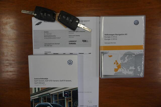 Volkswagen GOLF Variant 1.5 TSI Comf.line Business/Massage stoelen/ Navigatie/Rijklaarprijs