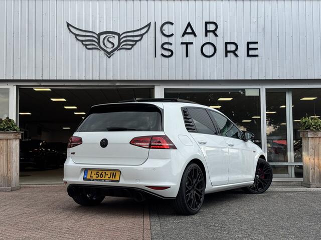 Volkswagen GOLF 2.0 GTI |PANO|VIRTUAL DASH|CARPLAY|DYNAUDIO|KAMELEON