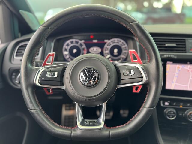Volkswagen GOLF 2.0 GTI |PANO|VIRTUAL DASH|CARPLAY|DYNAUDIO|KAMELEON