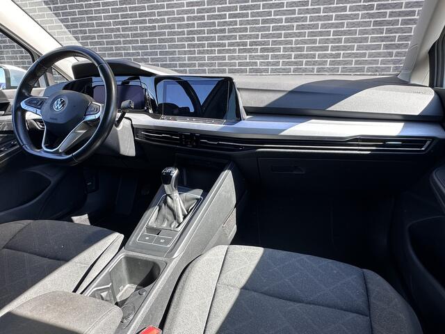 Volkswagen GOLF 1.5 TSI Life Business | Navigatie | Apple CarPlay/Android Auto | Stuur-/stoel verwarming