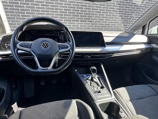 Volkswagen GOLF 1.5 TSI Life Business | Navigatie | Apple CarPlay/Android Auto | Stuur-/stoel verwarming