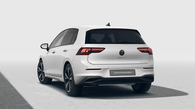 Volkswagen GOLF 1.5 eHybrid 204 6DSG eHybrid Life Edition Automaat | Panoramisch schuif-, kanteldak, elektrisch bedienbaar