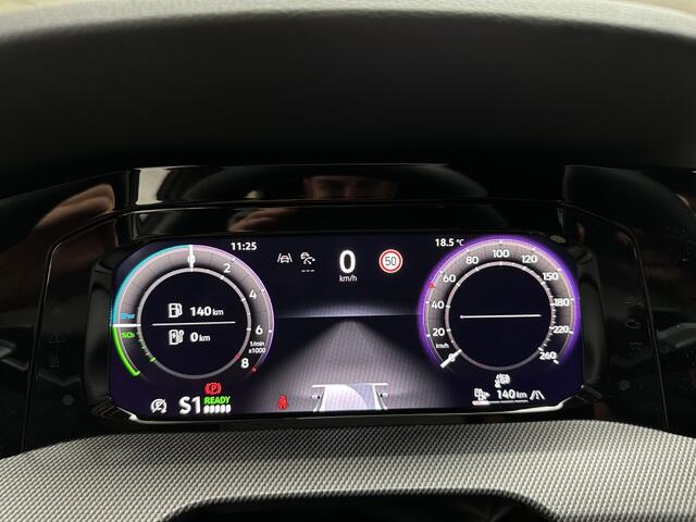 Volkswagen GOLF 1.5 eHybrid GTE 272PK DSG Adaptieve Cruise Controle, Side Assist