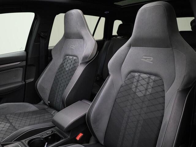Volkswagen GOLF Variant 1.5eTSI/150PK DSG R-Line · Panoramadak · Navigatie · Parkeersensoren