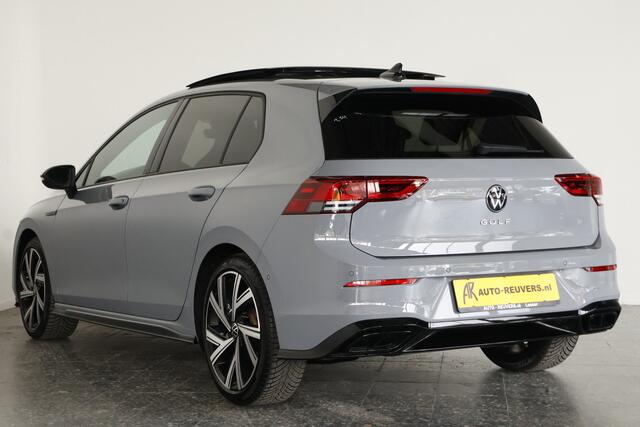 Volkswagen GOLF 1.5 eTSI R-Line / Opendak / IQ-LED / Travelassist / CarPlay