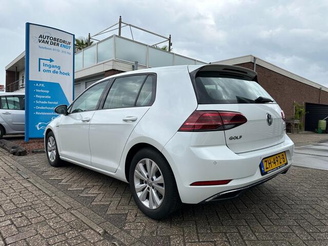 Volkswagen GOLF 1.5 TSI Comfortline Business DSG PDC NAVI CarPlay