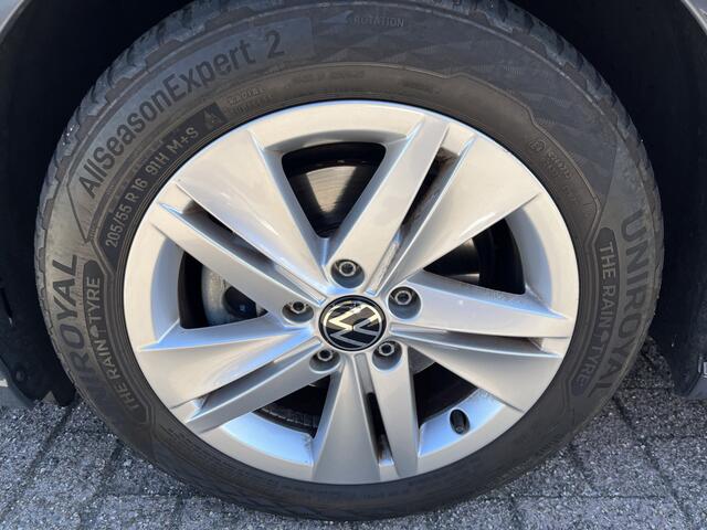 Volkswagen GOLF Variant 1.0 eTSI Life