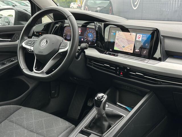 Volkswagen GOLF 1.0 TSI 110pk Life Navigatie Pdc