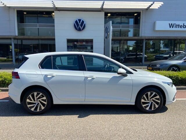 Volkswagen GOLF 1.4 eHybrid Style / NAVI / APP.Connect