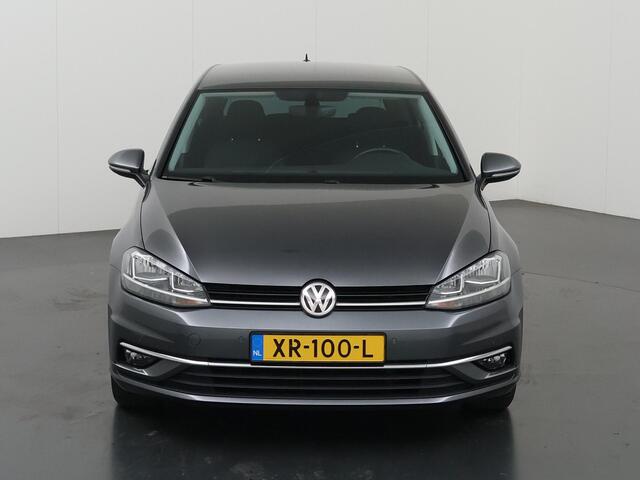 Volkswagen GOLF 1.0 TSI Comfortline | Cruise Control Adaptief | Parkeersensoren | Climate Control | Navigatie via Carplay |