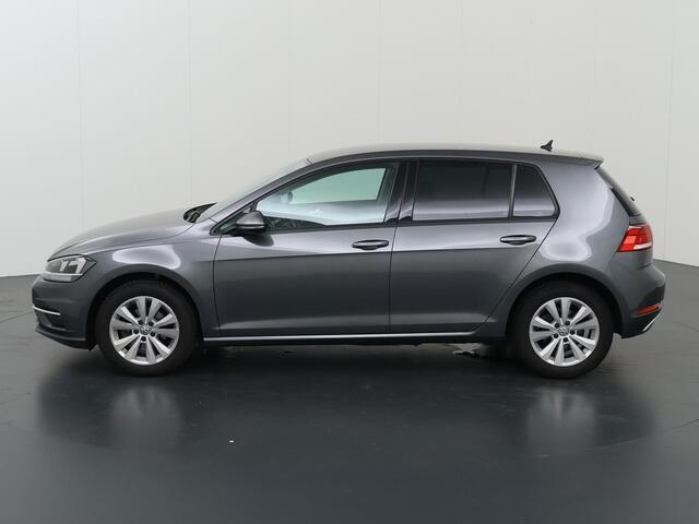 Volkswagen GOLF 1.0 TSI Comfortline | Cruise Control Adaptief | Parkeersensoren | Climate Control | Navigatie via Carplay |