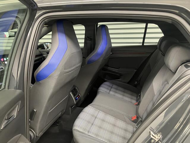 Volkswagen GOLF 1.4 PHEV GTE 245 PK/PDC/IQ LIGHT/18 INCH/NAVI/CARPLAY/ENZ