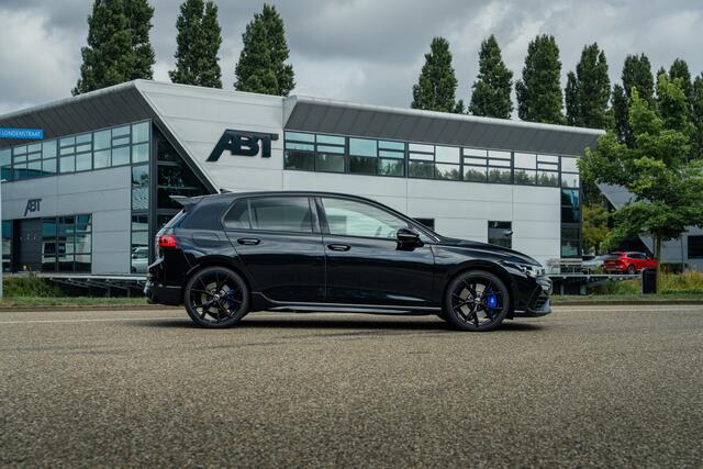 Volkswagen GOLF R 2.0 TSI 4Motion ABT Akrapovic | Panorama dak | Head-up | Lederen schaalstoelen | Memory | ID+ LED NL auto