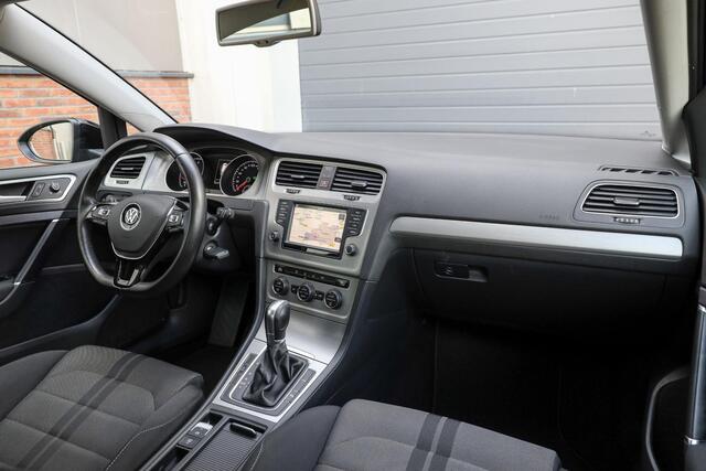 Volkswagen GOLF TSI DSG Business ? Navi ? Camera ? Cruise