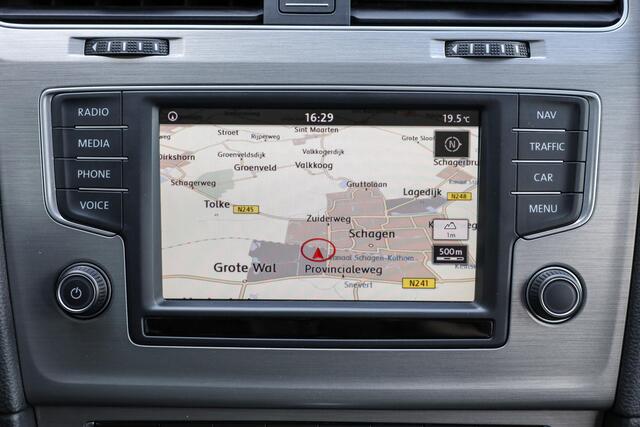 Volkswagen GOLF TSI DSG Business ? Navi ? Camera ? Cruise