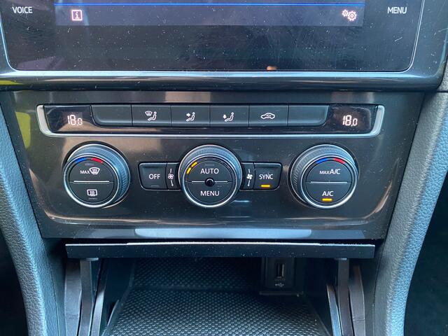 Volkswagen GOLF Variant 1.0 TSI Comfortline | Clima | Cruise | Apple Carplay