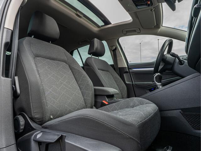 Volkswagen GOLF 1.5 TSI Highline PANO IQ LIGHT ADAP CRUISE 18 INCH STOELVERW