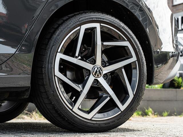 Volkswagen GOLF 1.5 TSI Highline PANO IQ LIGHT ADAP CRUISE 18 INCH STOELVERW