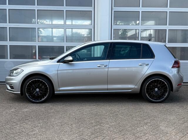 Volkswagen GOLF 1.5 TSI 150PK Highline Navi Pdc ACC Climate Keurige auto!