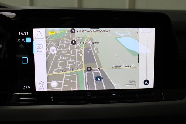 Volkswagen GOLF 1.0 eTSI Life DSG | Navigatie | PDC | App Connect