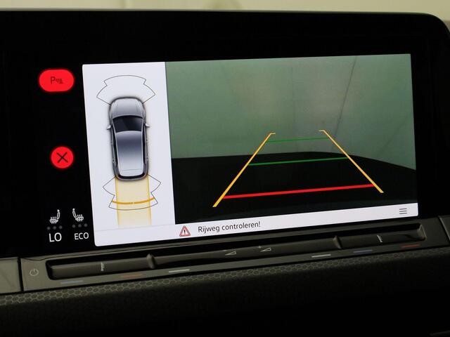 Volkswagen GOLF 1.4TSIeHybrid 180kW/245PK GTE DSG · Navigatie · Camera + Parkeersensoren · Stoel-&stuurverwarming