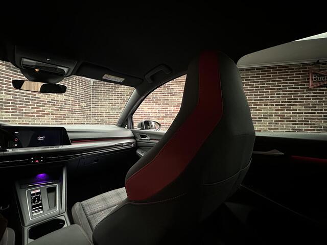 Volkswagen GOLF 2.0 TSI GTI Virtual DSG HeadUP IQ Camera