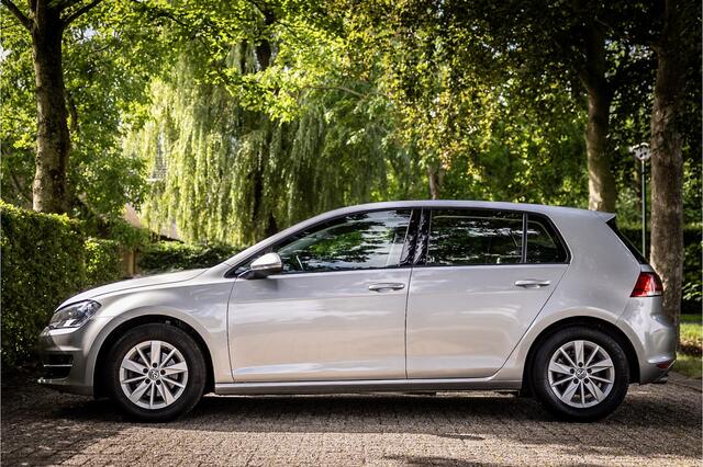 Volkswagen GOLF 1.0 TSI 115 PK Edition LMV Bluetooth