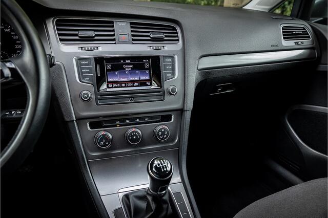 Volkswagen GOLF 1.0 TSI 115 PK Edition LMV Bluetooth