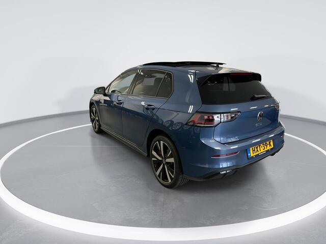 Volkswagen GOLF 1.5 272pk DSG eHybrid GTE · Panoramadak · Elek. Trekhaak · Stoelventilatie · Elek. Bestuurdersstoel · Keyless · Head-Up · 18'' Inch · Garantie t/m 06-11-2029 of 100.000km