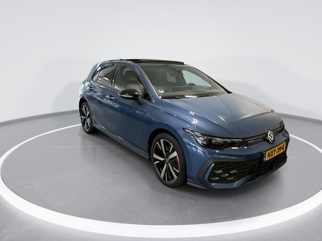 Volkswagen GOLF 1.5 272pk DSG eHybrid GTE · Panoramadak · Elek. Trekhaak · Stoelventilatie · Elek. Bestuurdersstoel · Keyless · Head-Up · 18'' Inch · Garantie t/m 06-11-2029 of 100.000km