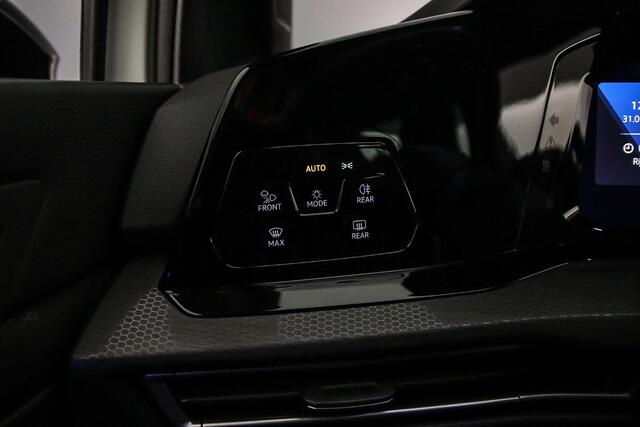 Volkswagen GOLF GTE 1.4 TSI eHybrid 245 pk DSG Automaat Trekhaak, Navigatie, Parkeersensoren, LED koplampen, Stoelverwarming, App connect, DAB, Radio, Stuurwiel verwarmd