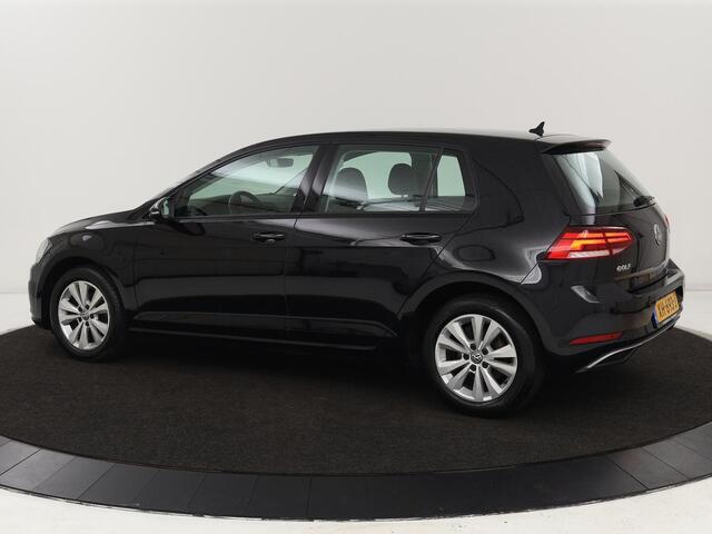 Volkswagen GOLF 1.0 TSI Comfortline | Navigatie | Apple Carplay | Parkeerhulp |