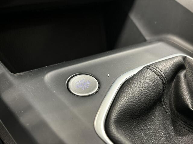 Volkswagen GOLF Variant 1.0 TSI 110pk Life · Apple/Android Car Play · Camera · Keyless · Navigatie · Sfeerverlichting · 16'' Inch · Garantie t/m 12-04-2027 of 100.000km